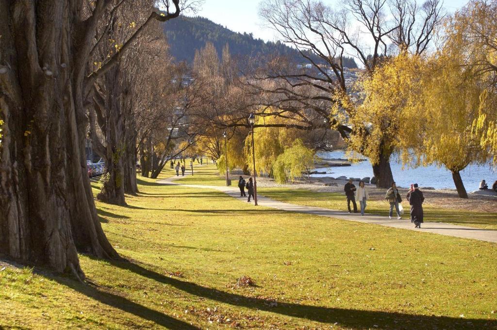 Esplanade Queenstown By Staysouth المظهر الخارجي الصورة